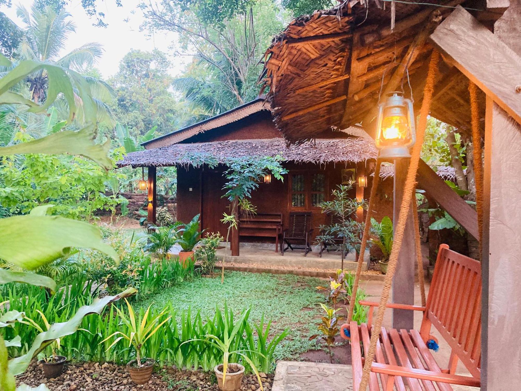 Green Paradise Cottage Udawalawa Udawalawe Exterior photo